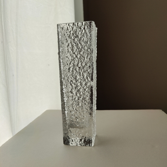 Vintage 🇫🇮  Iittala | " Linearia " square, textured vase - Picture 12 of 16